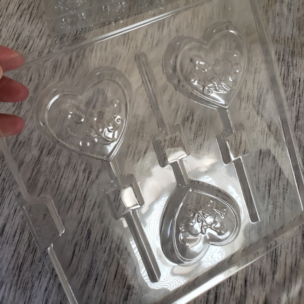 NWOT Chocolate Candy Mold Set